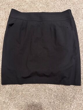 Ann Taylor Classic Black Women's Skirt - Sleek Pencil Style